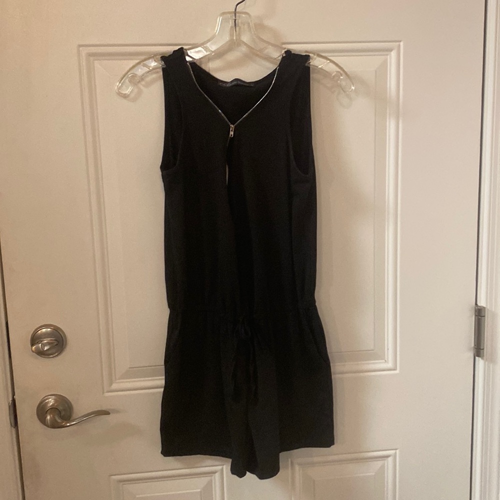 Auxo Collection Size Small, Short Romper, 60% Polyester, 35% Cotton, 5% Spandex